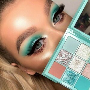 COPY - 9 Colors Eyeshadow Palette Long Lasting Shimmer Matte Glitter Eye Shadow…